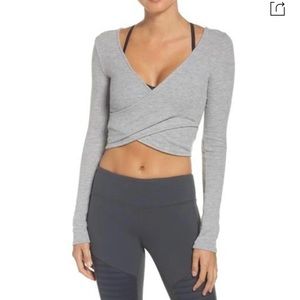 ALO YOGA Amelia Luxe Crop Top In Dove Grey Heather